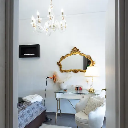 Femme Noir Luxury Experience San Nicola La Strada