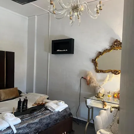 Bed & Breakfast Femme Noir Luxury Experience San Nicola La Strada